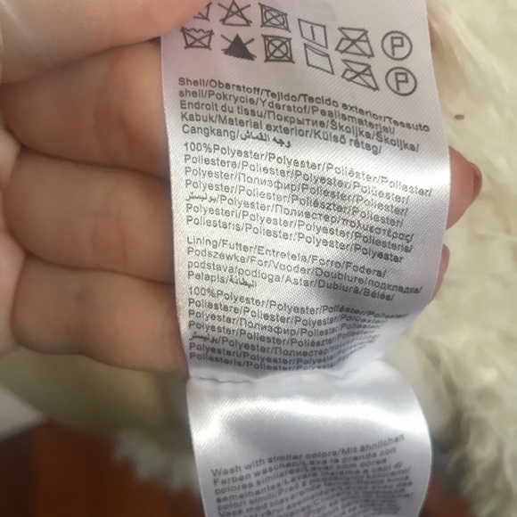 ONLY Cream and White Fur Vest - Picture 7 of 9